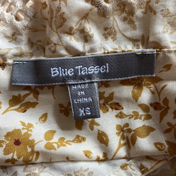 Blue Tassel Reversible Tieback Blouse w/ Crocheted Fringe - Picture 7 of 7